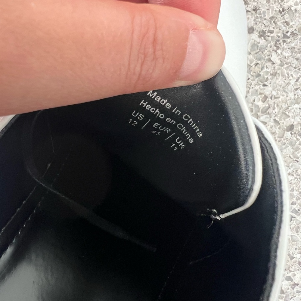 Men’s white dressy shoes - Picture 2 of 3
